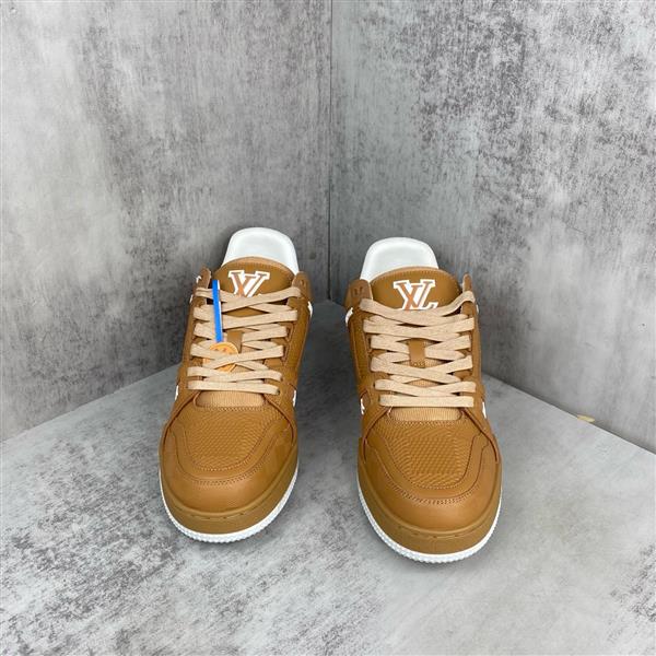 20251128154045191 390